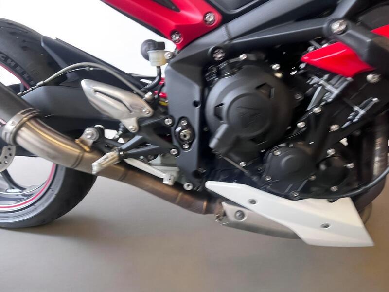2017 Triumph Street Triple 675 - AutoTrader Import