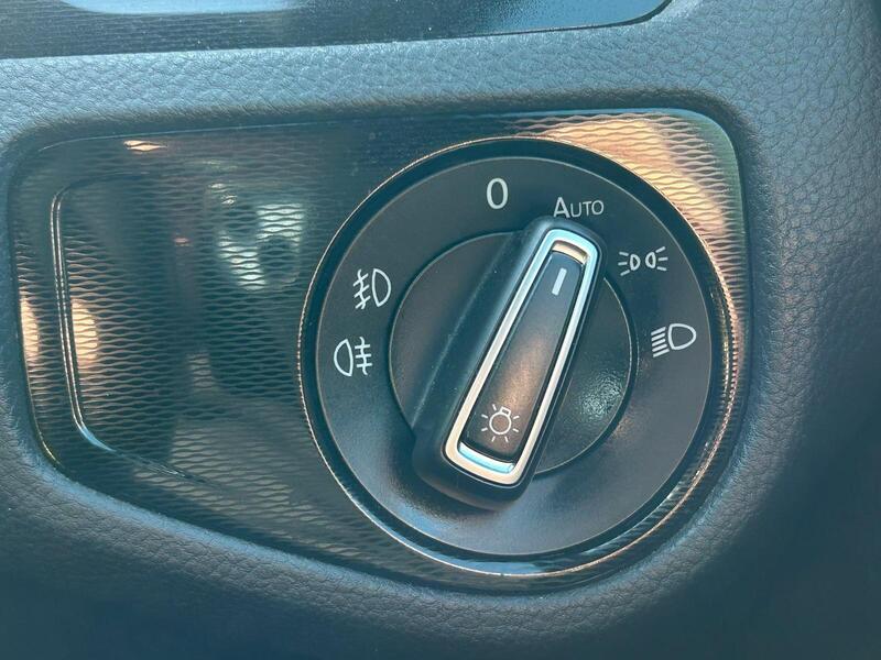 2016 Volkswagen Golf - AutoTrader Import