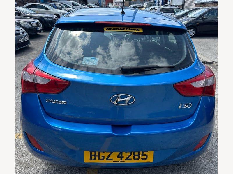 i30