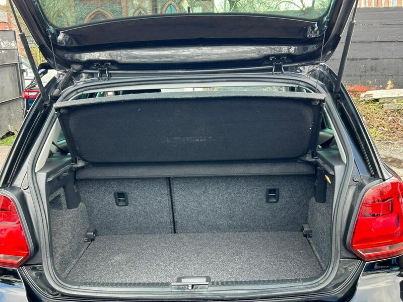 2016 Volkswagen Polo - AutoTrader Import