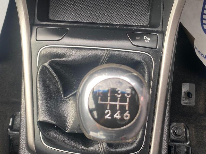 i30