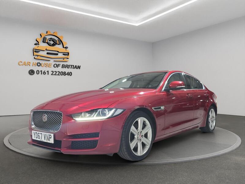 Jaguar XE 2.0i Portfolio Auto Euro 6 (s/s) 4dr