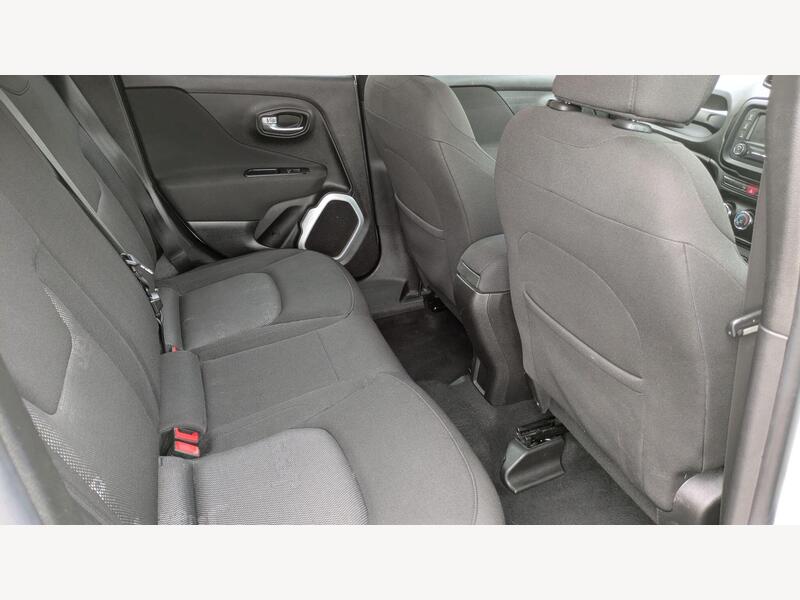 WHITE 2016 Jeep Renegade - AutoTrader Import