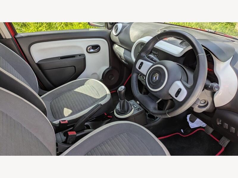 2015 Renault Twingo - AutoTrader Import