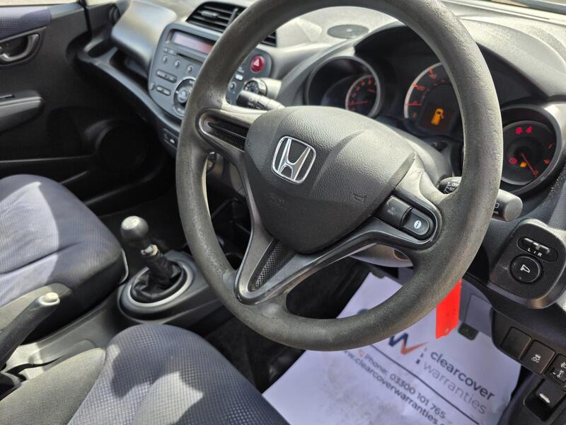 Honda Jazz 1.2 i-VTEC S Euro 5 5dr 2012 — view 19