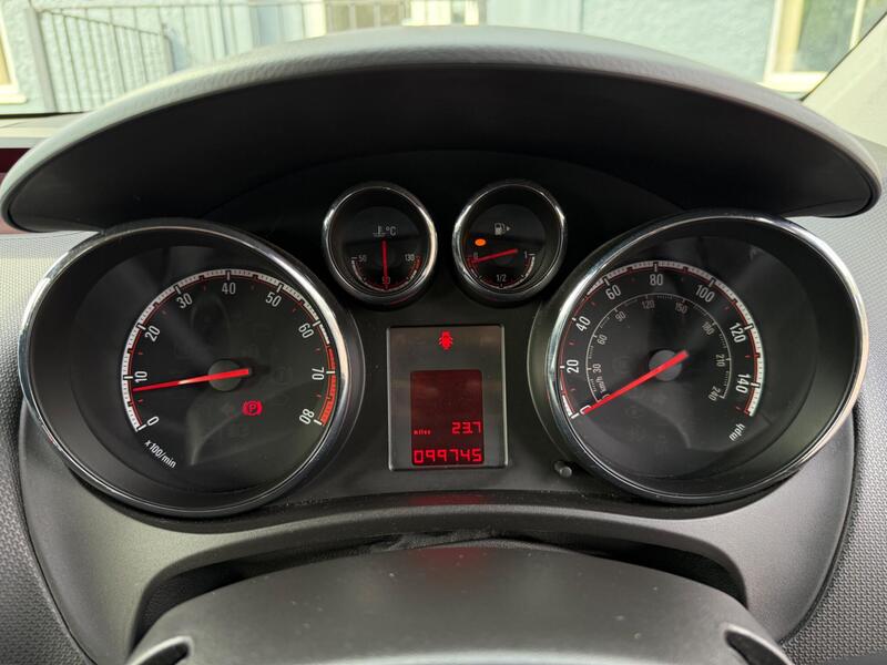 2017 Vauxhall Meriva - AutoTrader Import