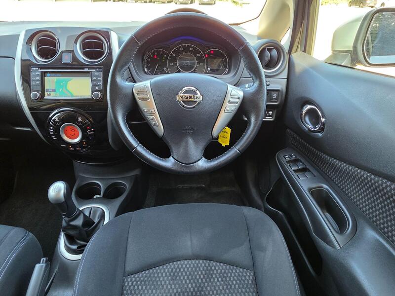 2016 Nissan Note 1.2 Acenta Premium Euro 6 (s/s) 5dr interior or exterior view
