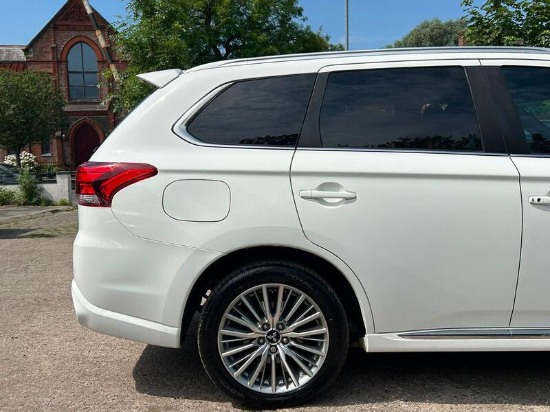 2021 Mitsubishi Outlander - AutoTrader Import