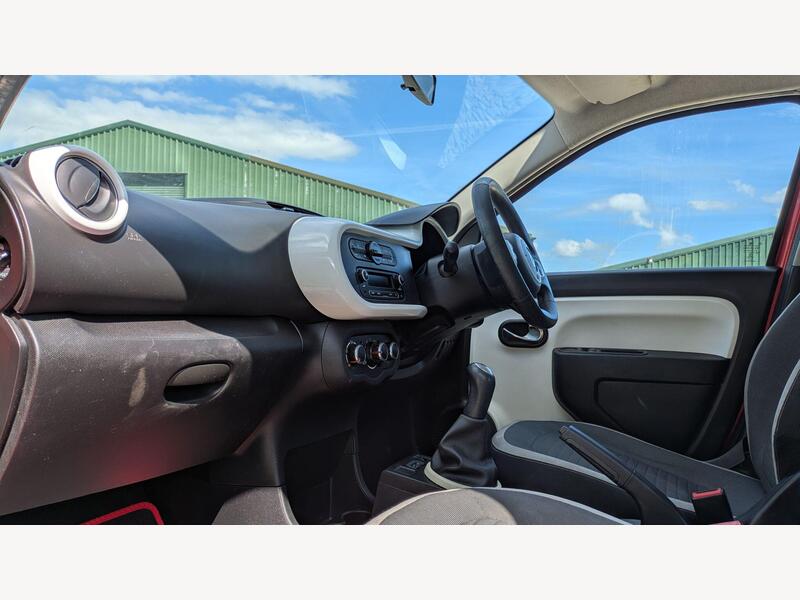 2015 Renault Twingo - AutoTrader Import