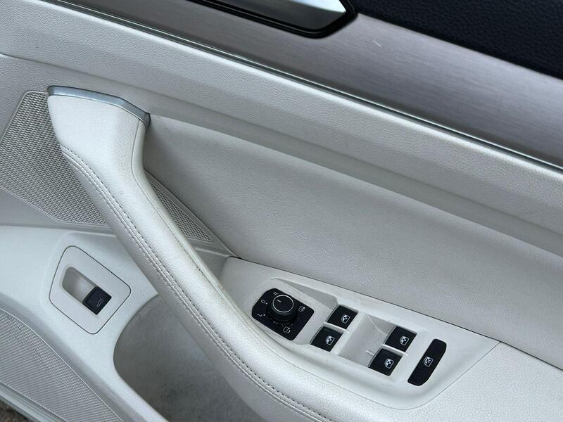 2017 Volkswagen Passat - AutoTrader Import