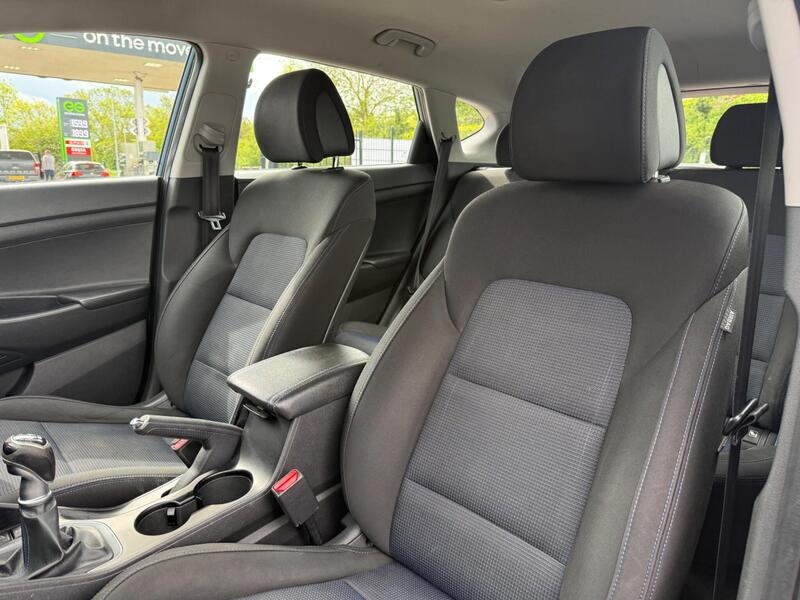2015 Hyundai TUCSON - AutoTrader Import