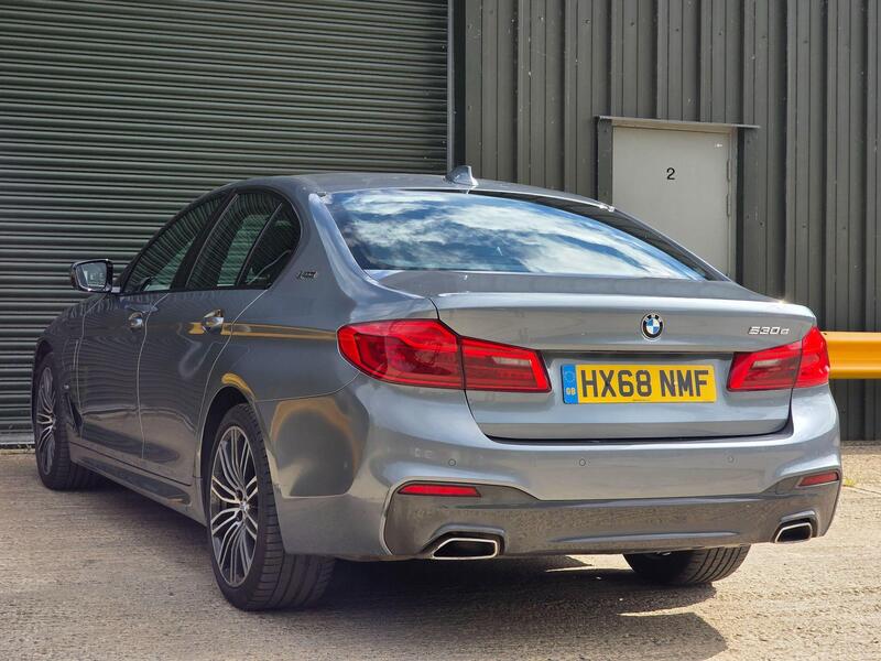 2019 BMW 5 Series 2.0 530e 9.2kWh M Sport Auto Euro 6 (s/s) 4dr interior or exterior view