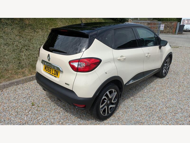 2016 Renault Captur - AutoTrader Import