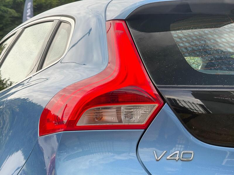 2016 Volvo V40 - AutoTrader Import