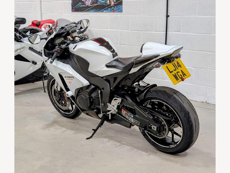 2014 Honda CBR1000RR Fireblade - AutoTrader Import
