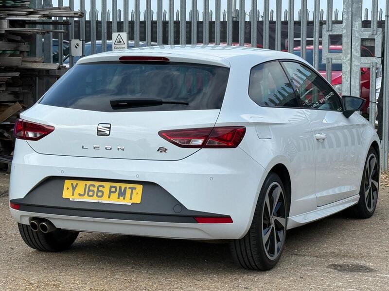White 2017 SEAT Leon - AutoTrader Import