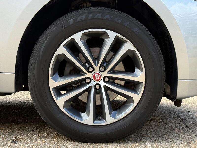 2018 Jaguar F-PACE - AutoTrader Import