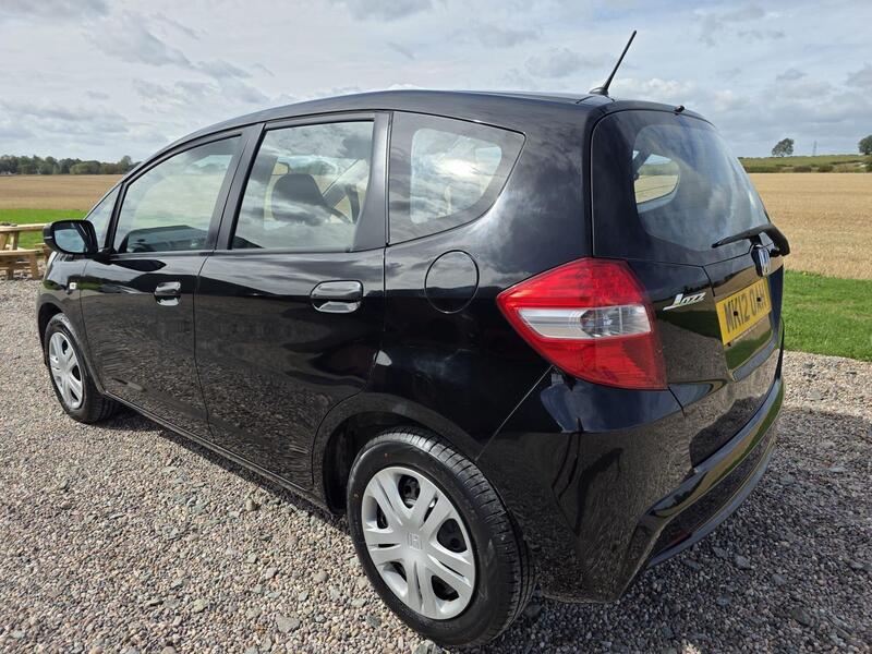 Honda Jazz 1.2 i-VTEC S Euro 5 5dr 2012 — view 2