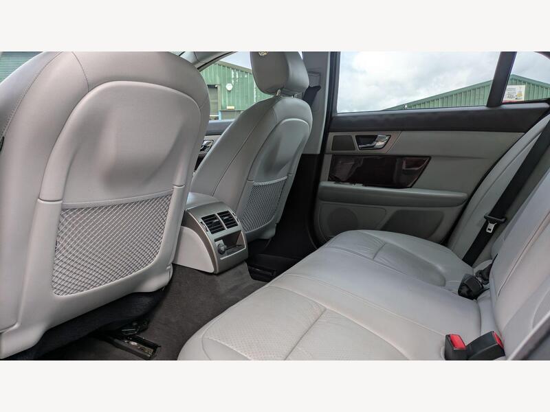 2011 Jaguar XF - AutoTrader Import
