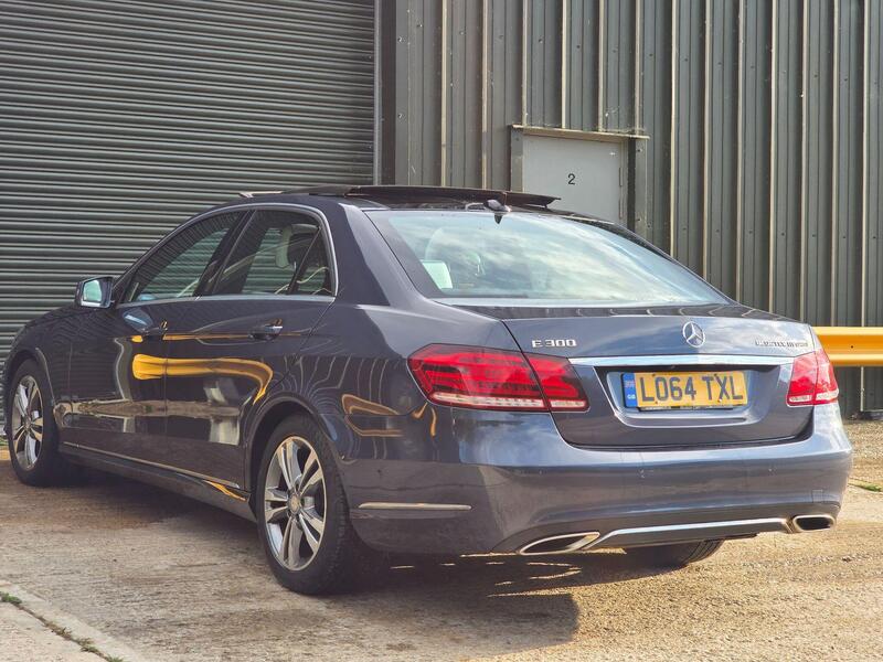 2015 Mercedes-Benz E Class 2.1 E300dh BlueTEC SE G-Tronic+ Euro 5 (s/s) 4dr interior or exterior view
