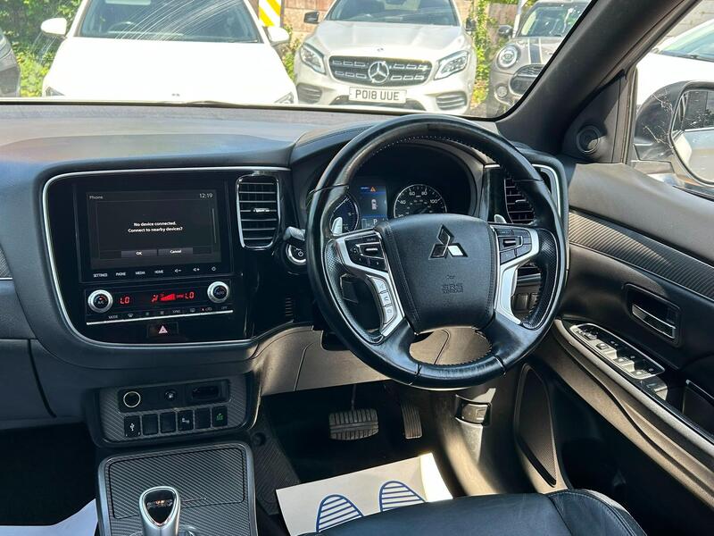 2021 Mitsubishi Outlander - AutoTrader Import
