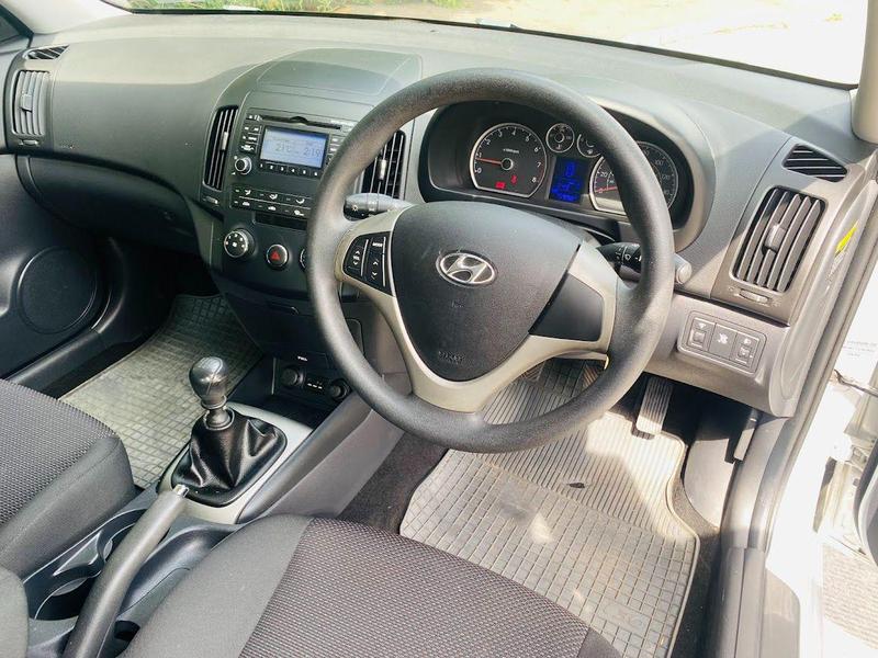 i30