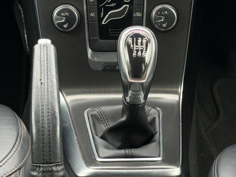 2013 Volvo V40 Cross Country - AutoTrader Import