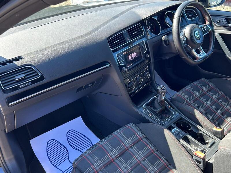 2016 Volkswagen Golf - AutoTrader Import