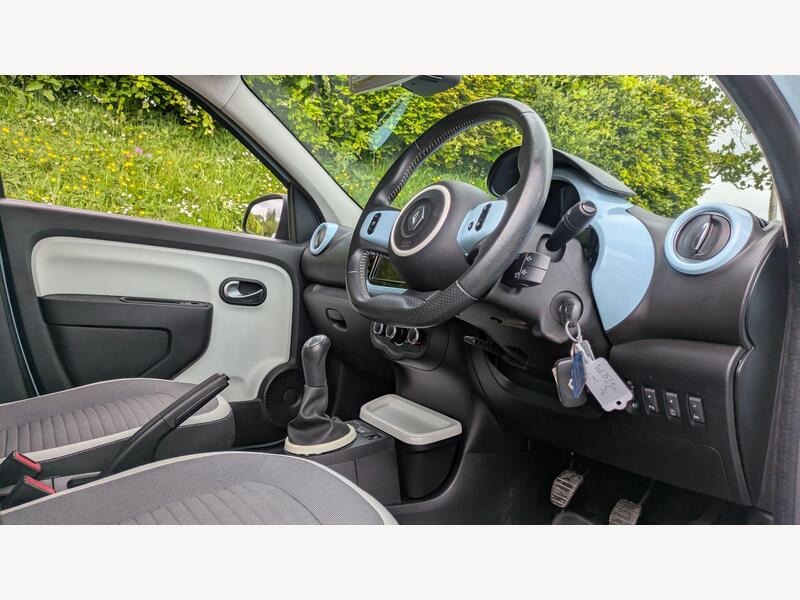 2015 Renault Twingo - AutoTrader Import