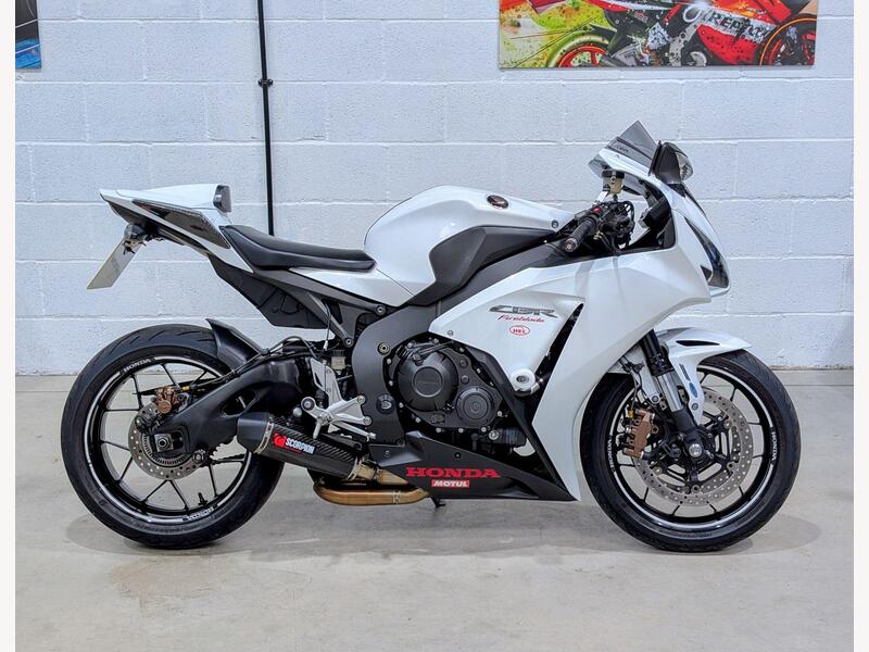 2014 Honda CBR1000RR Fireblade