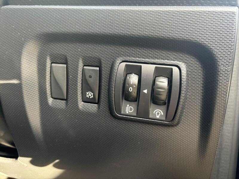 2016 Renault Captur - exterior