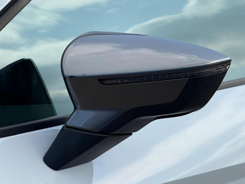 White 2017 SEAT Leon - AutoTrader Import