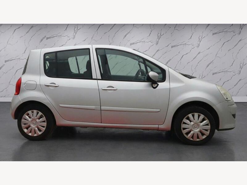 Silver 2011 Renault Modus - AutoTrader Import