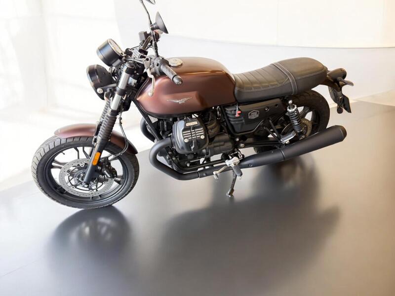 2020 Moto Guzzi V7 - AutoTrader Import