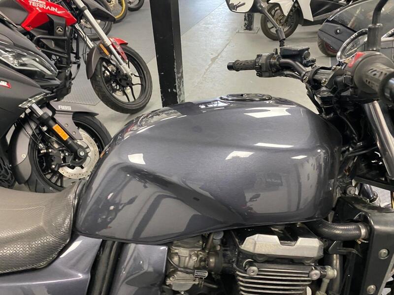 1999 Kawasaki ZRX1100 - AutoTrader Import