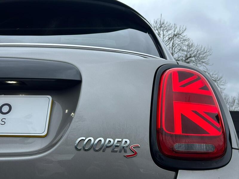 2019 MINI Hatch - AutoTrader Import
