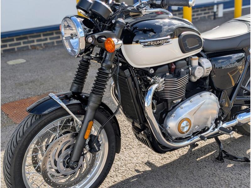 2023 Triumph Bonneville T120 - AutoTrader Import
