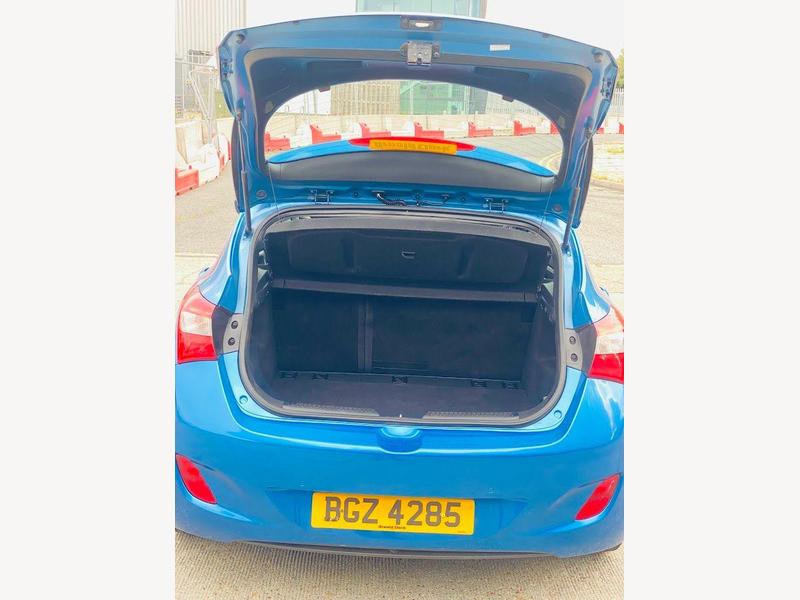 i30