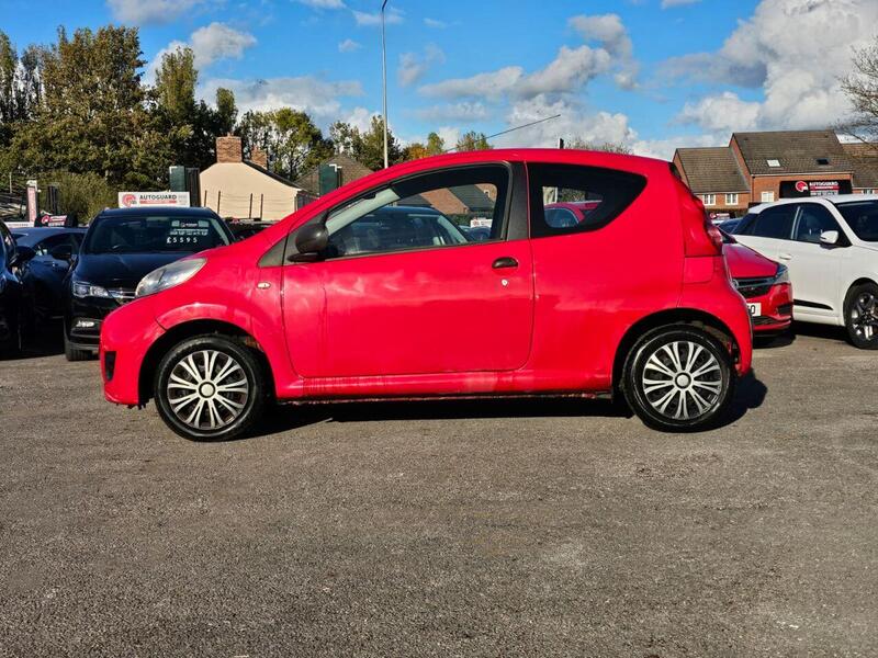 RED 2010 Peugeot 107 - AutoTrader Import