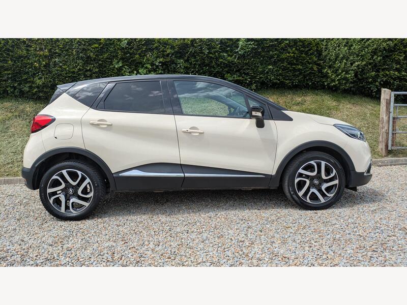 2016 Renault Captur - AutoTrader Import