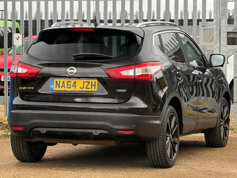 2014 Nissan Qashqai - AutoTrader Import