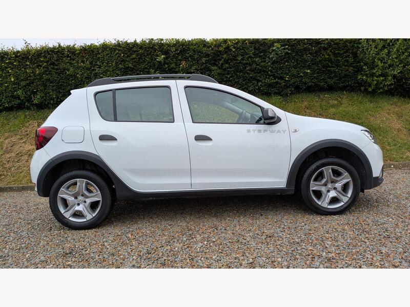 2017 Dacia Sandero Stepway - AutoTrader Import