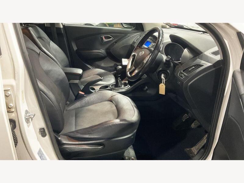 White 2013 Hyundai ix35 - AutoTrader Import