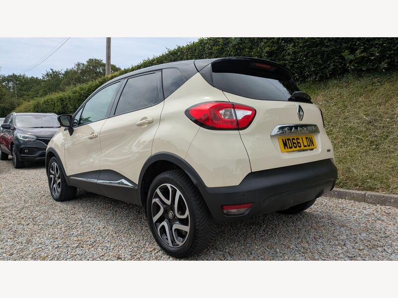 2016 Renault Captur - AutoTrader Import