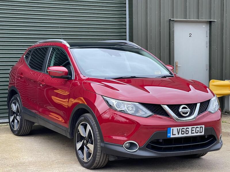 2016 Nissan Qashqai 1.2 DIG-T N-Connecta 2WD Euro 6 (s/s) 5dr