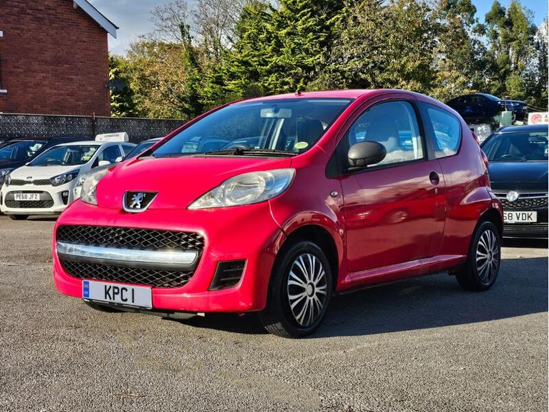 RED 2010 Peugeot 107 - AutoTrader Import