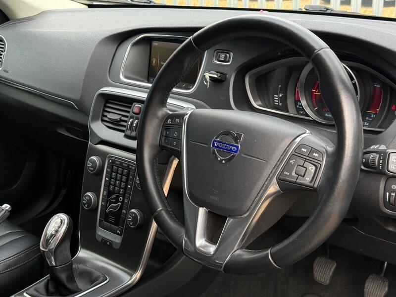 2013 Volvo V40 Cross Country - AutoTrader Import