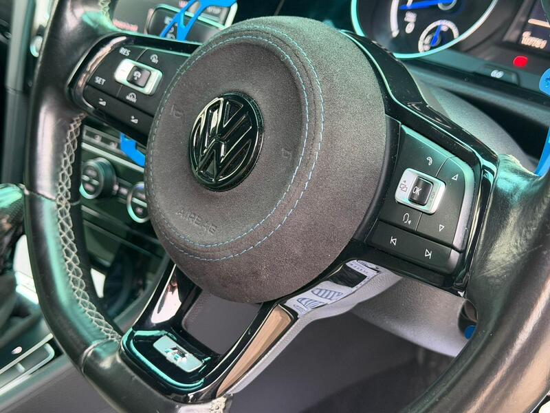 2016 Volkswagen Golf - AutoTrader Import