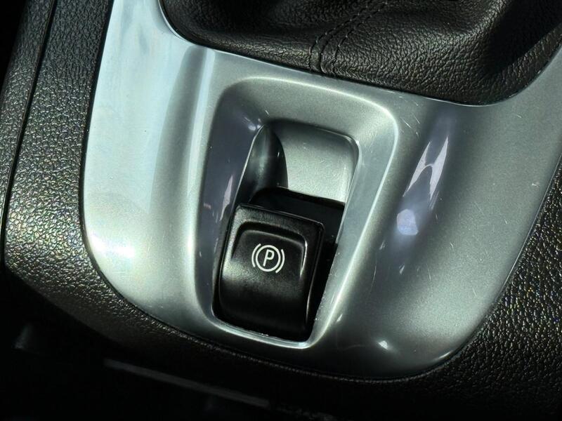 2017 Vauxhall Meriva - AutoTrader Import