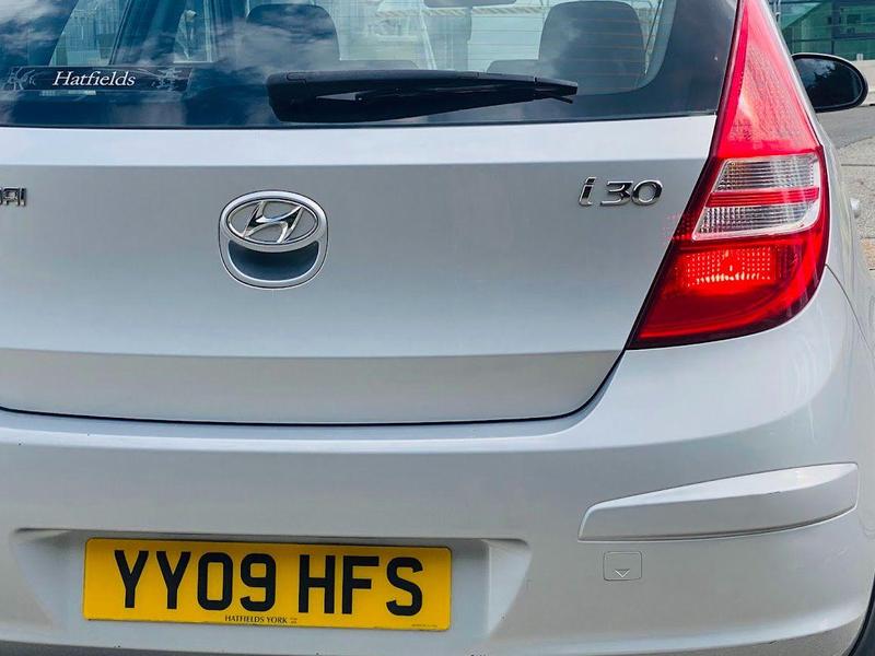 i30